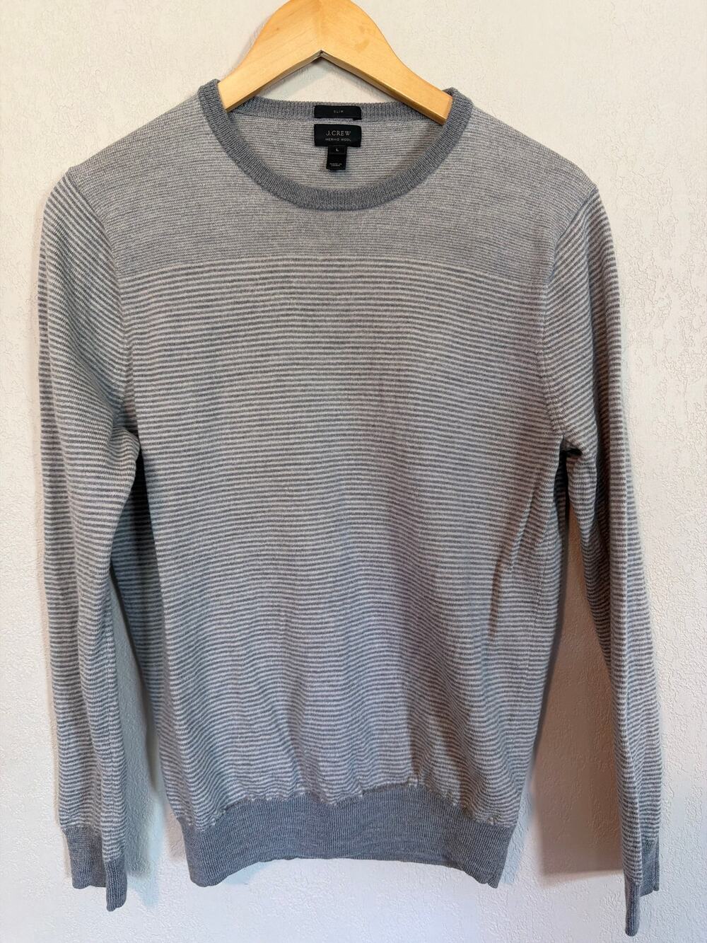 J.Crew men’s gray striped crewneck 100% Merino Wool sweater, L